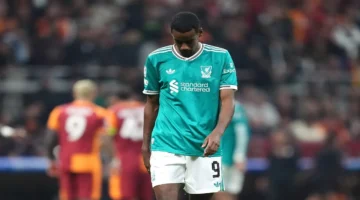 الصفقة المنتظرة.. ليفربول يستهدف نجم باريس سان جيرمان بديلاً لإيزاك 2025